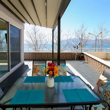 Tranquil For Six Guests